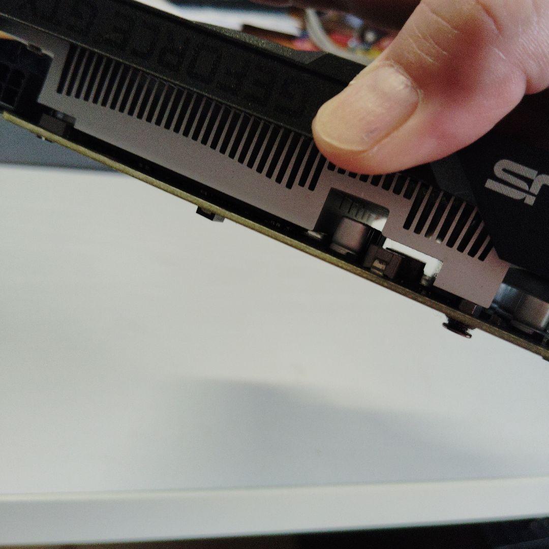 中古　GTX1650　グラフィックボード