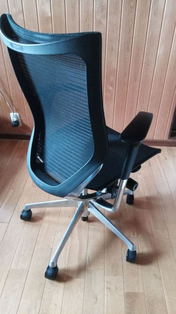 バロンチェア(オカムラ)