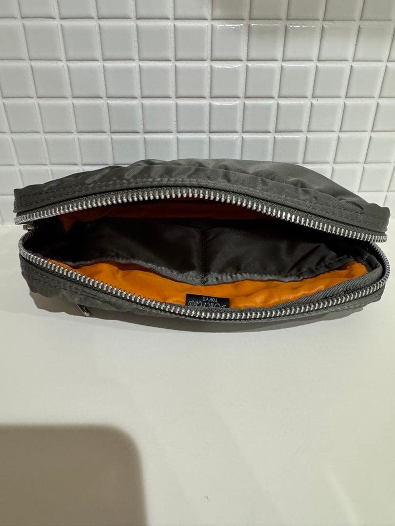 【美品】廃盤 大人気 ポーター PORTER タンカー ポーチ シルバーグレー