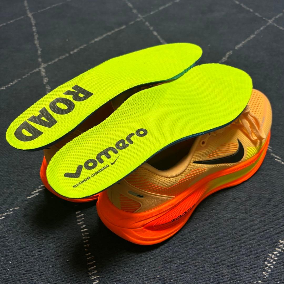 Nike ランニングシューズ zoom ボメロ18 26.5