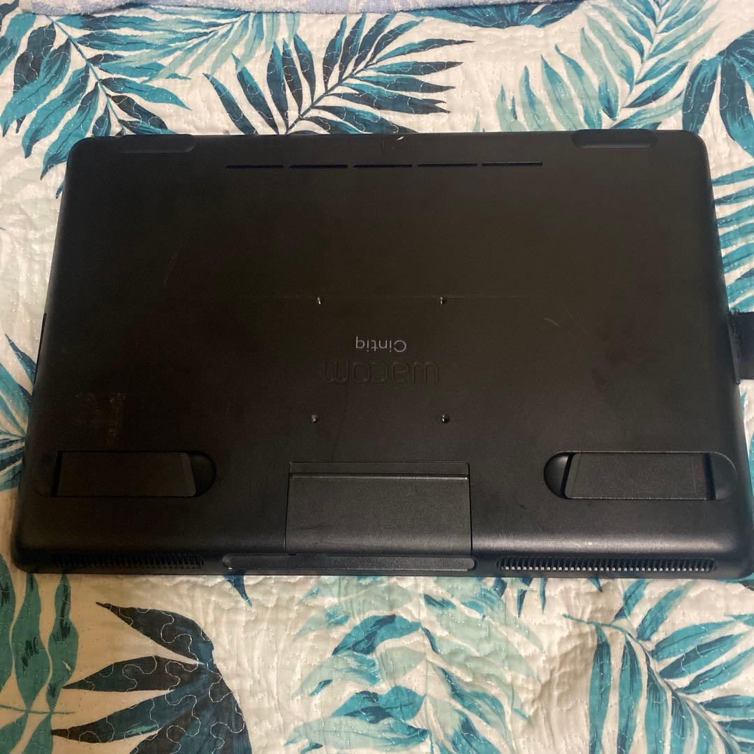 液タブ・ペンタブ Wacom cintiq16