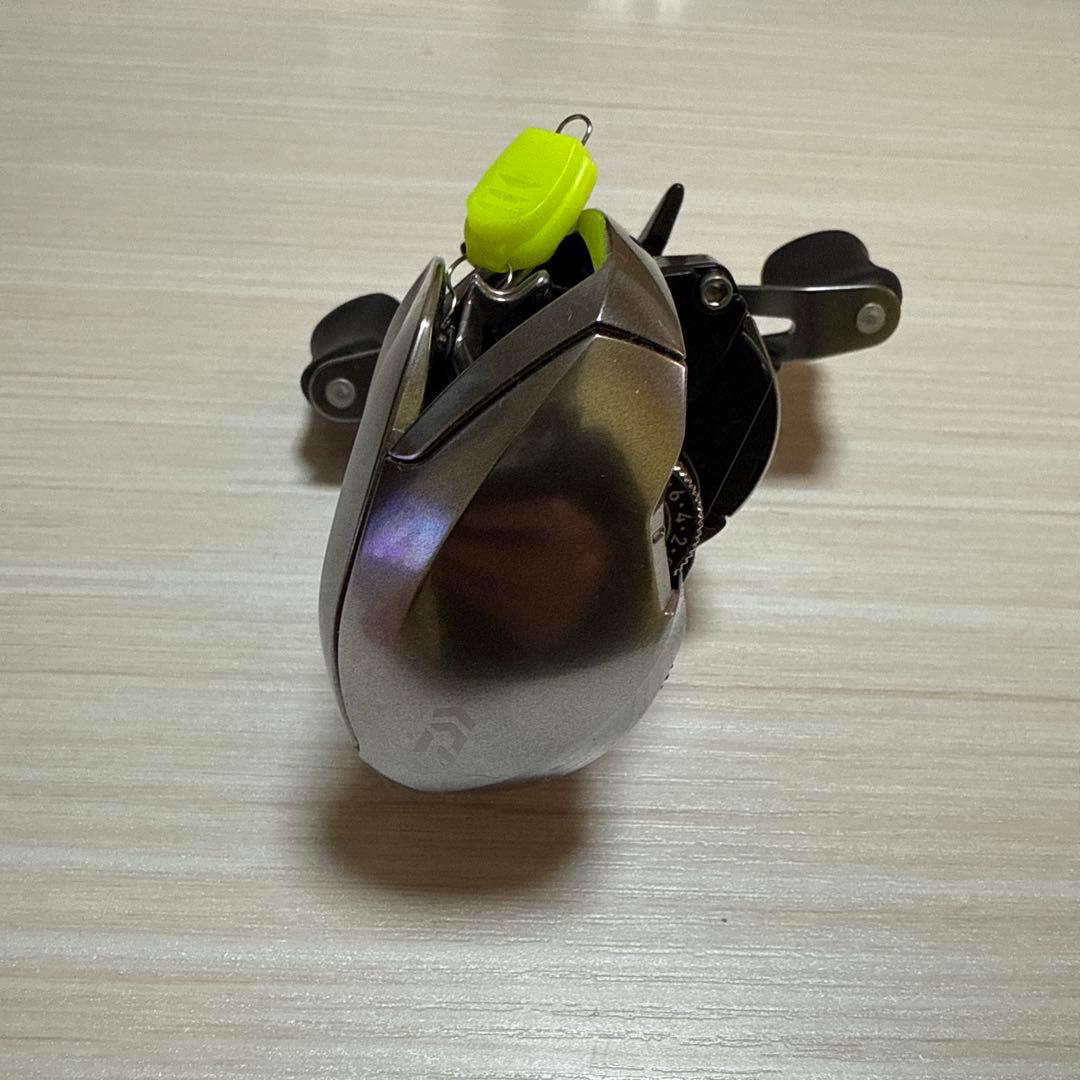 ダイワ　２１ジリオンsvtw(箱•付属品なし)