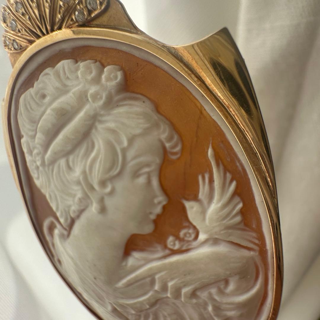 カメオブローチ　18K ダイヤ　刻印あり