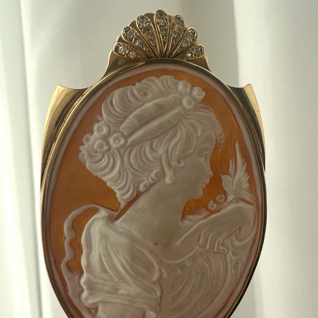 カメオブローチ　18K ダイヤ　刻印あり