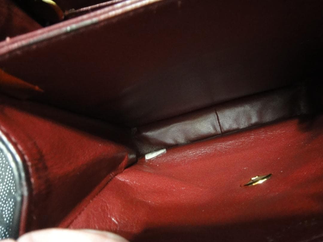 シャネル マトラッセ ココマーク ターンロック トップハンドル ラムスキン