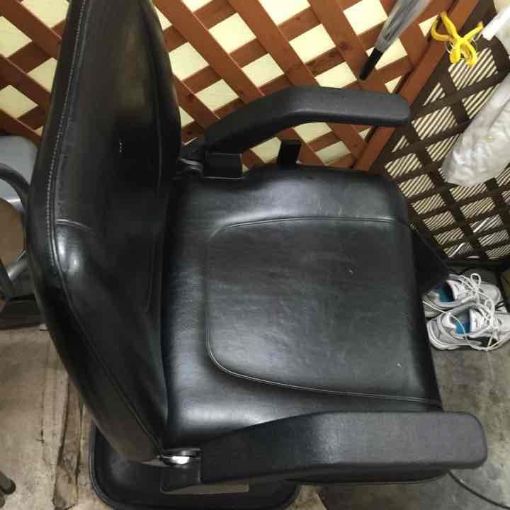 タカラシャンプー椅子電動