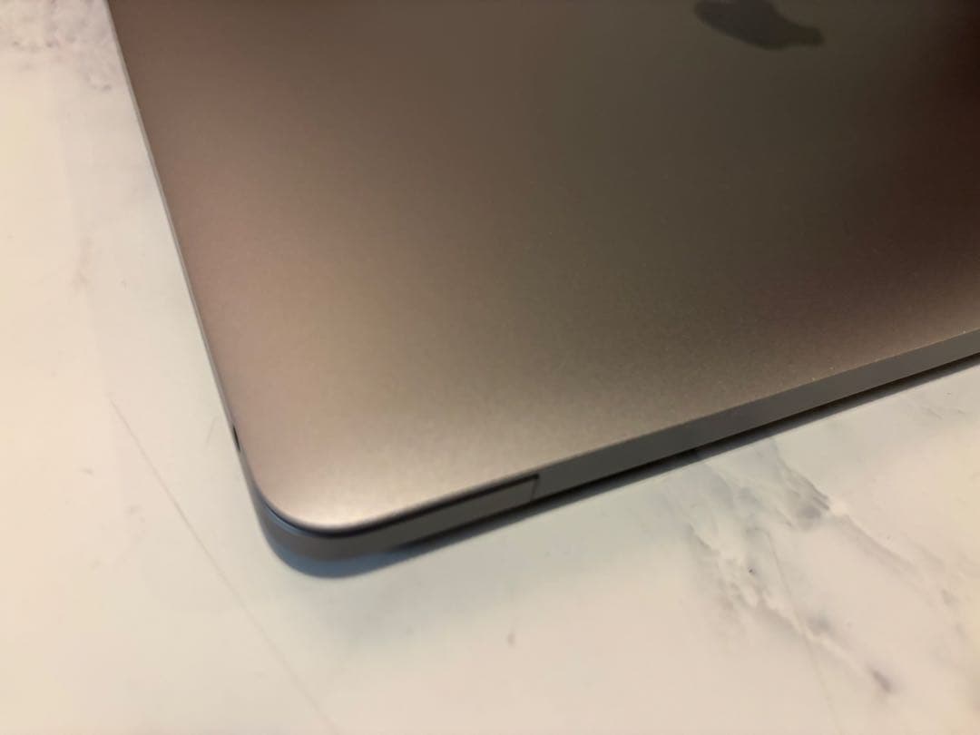 【美品】MacBook Pro 13インチ 2019スペースグレイ A2159