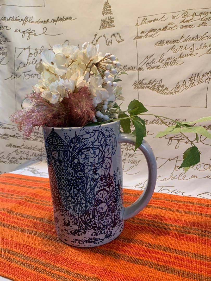 ビヨンヴィンブラッド　レアなビンテージニモール窯のユニークなジョッキ型大型花瓶！