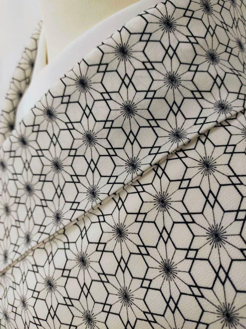 お見分け済　新品未使用　正絹袷　型染め小紋単品