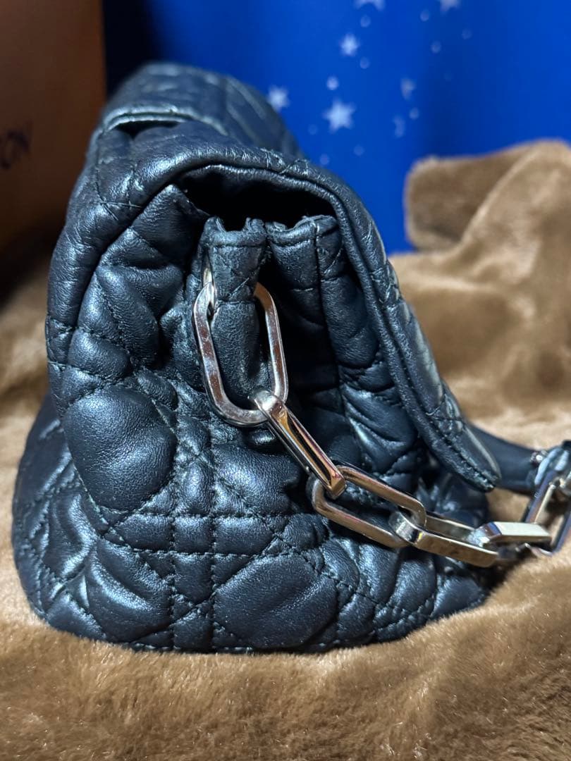 レディディオール　ワンショルダー　ニューロック　カナージュ　ラムレザー