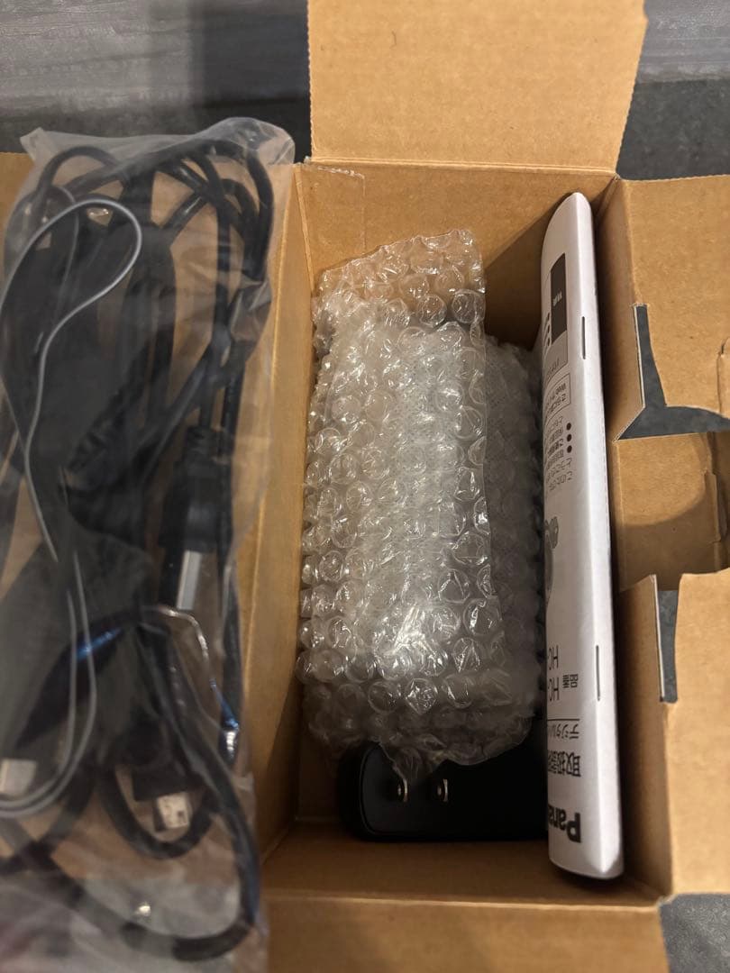 すく発送　極美品Panasonic HC-W590M ビデオカメラ