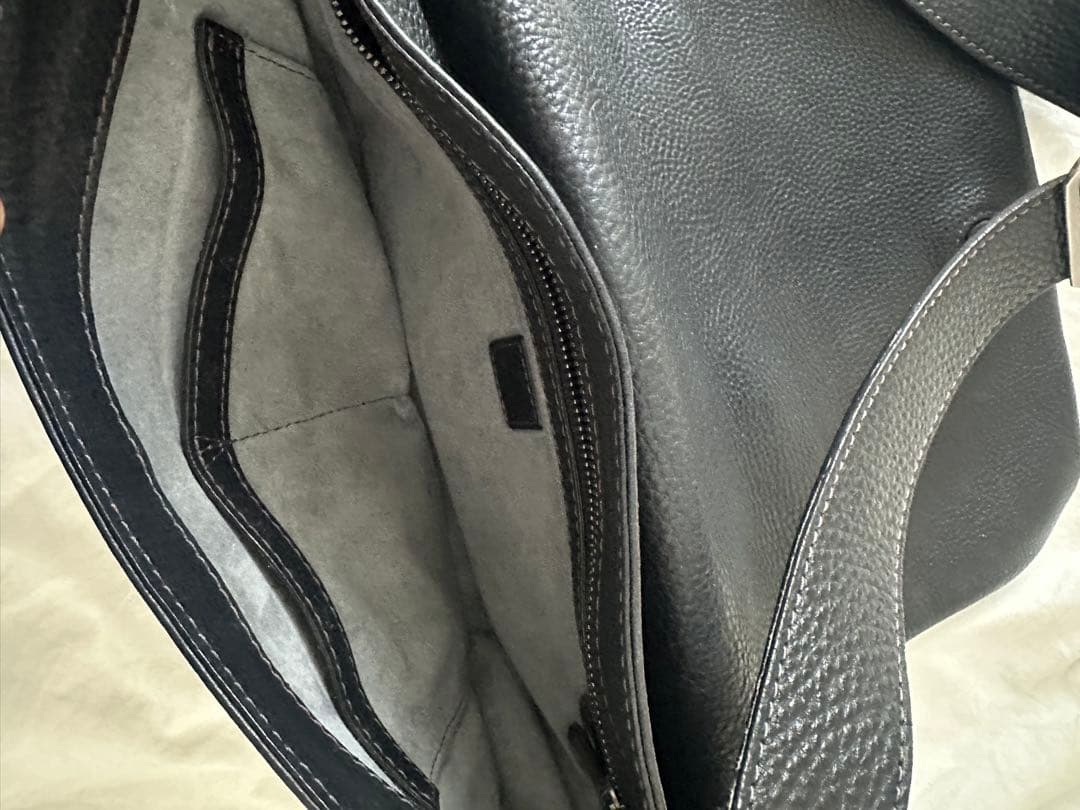 土屋鞄 トーンオイルヌメミディアムショルダー 黒