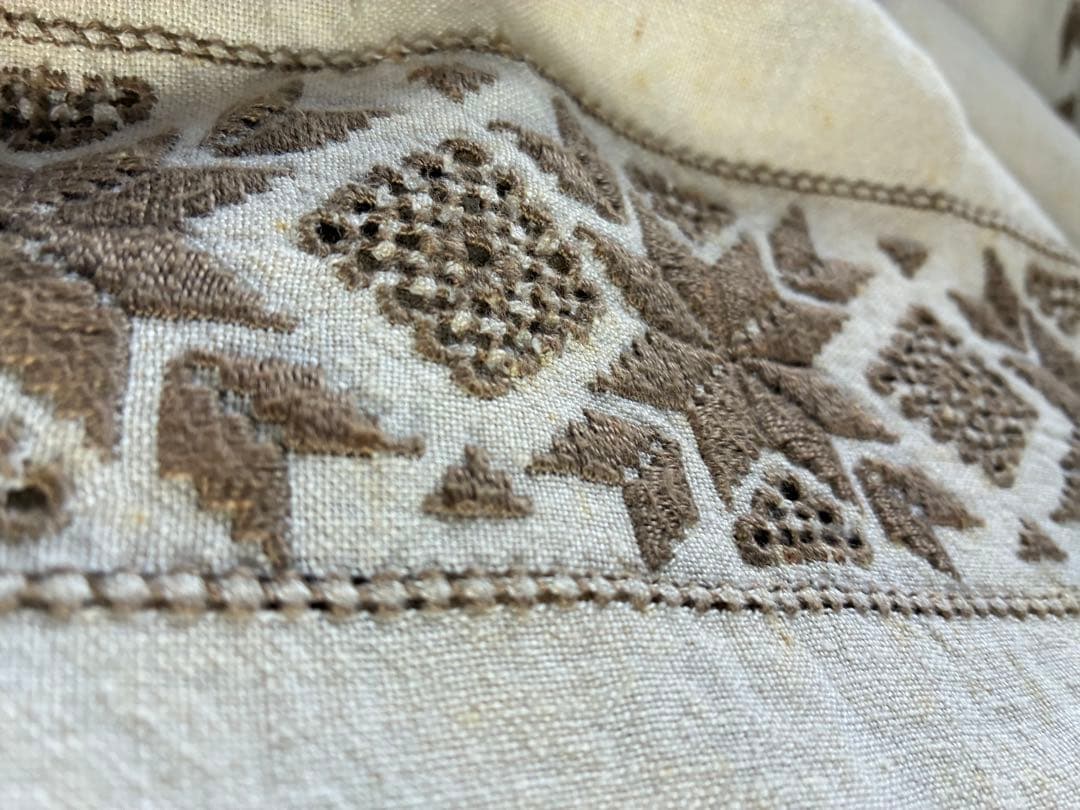 フランス　アンティーク　大判カバー　テーブル　ベッド　カバー　クロス　刺繍　B