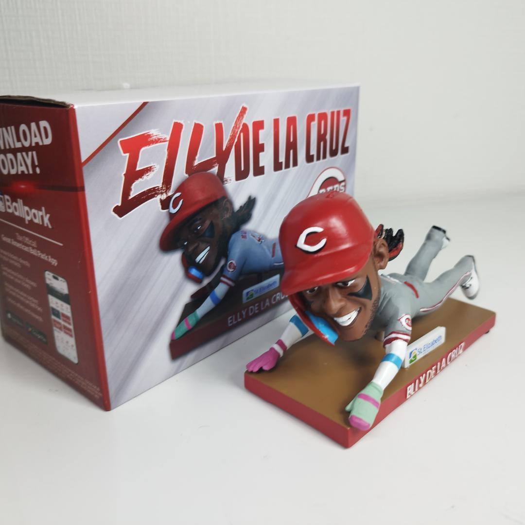 エリー デラクルーズ ボブルヘッド フィギュア スライディング 新品 I05b