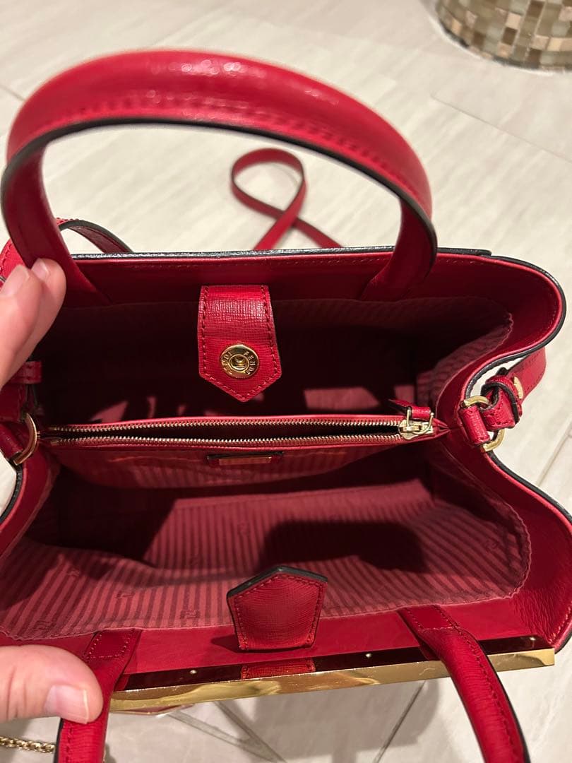 あぴ　FENDI