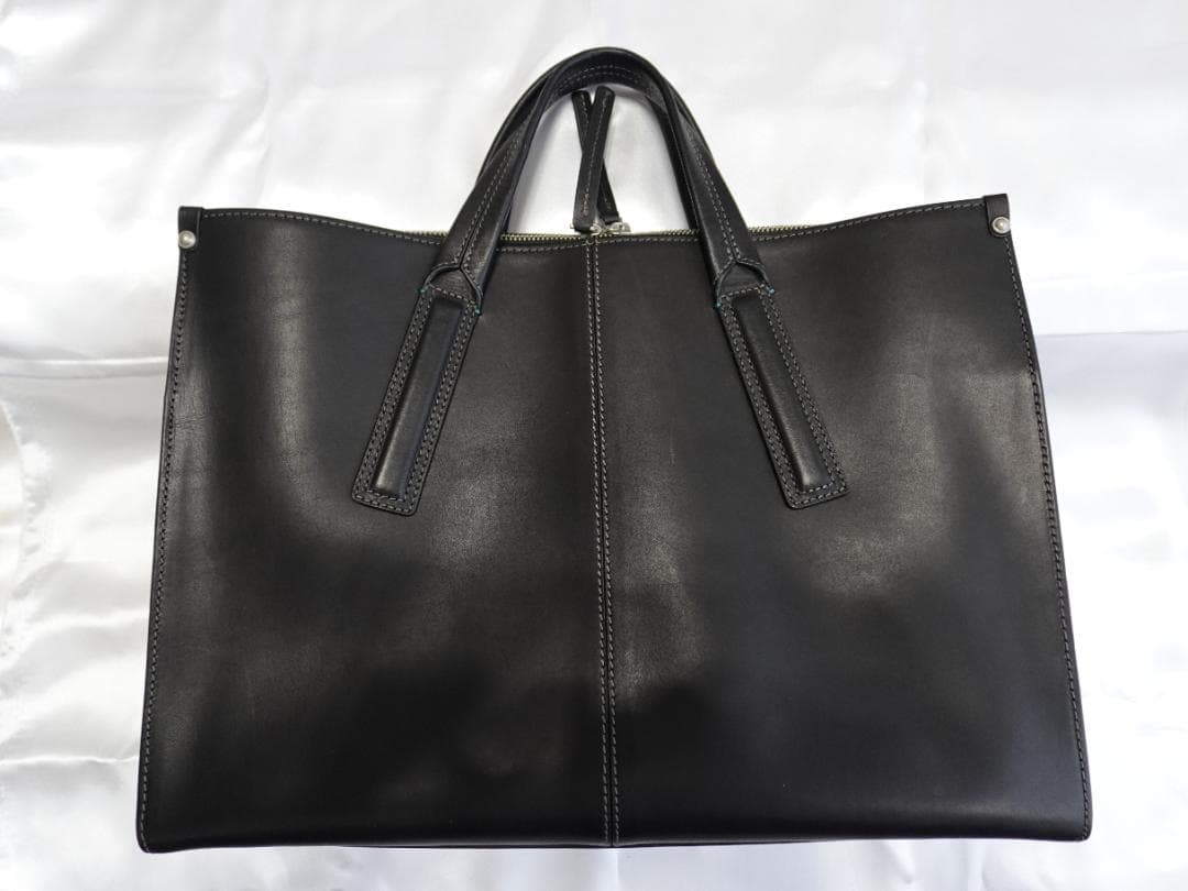 ポール・スミス（Paul Smith）　２wayビジネスバッグ 　ブラック　牛革