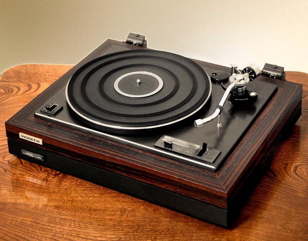 【来る4月計画の福岡分移転の処分価格】PIONEER PL-M25　60Hz ♪