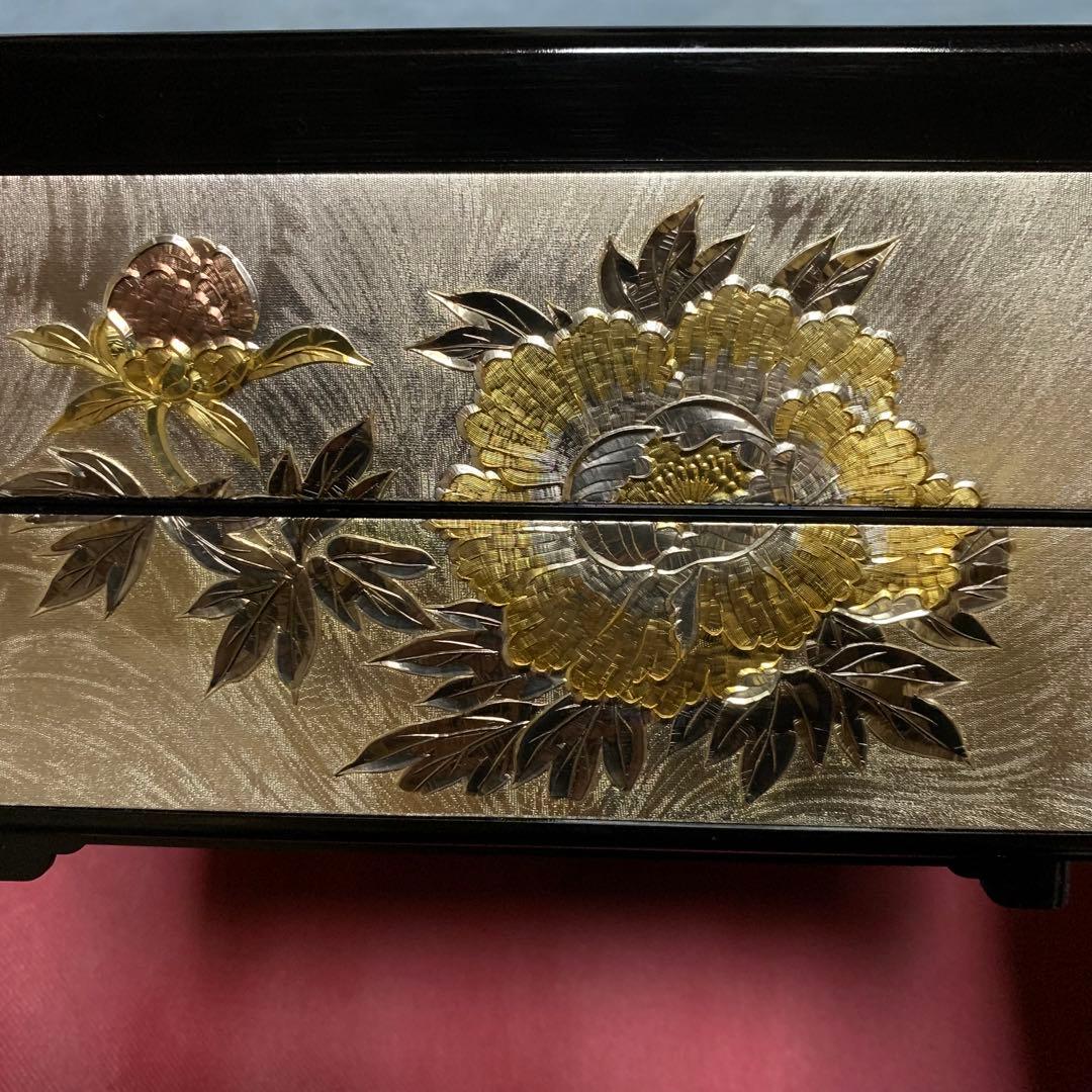 L*e様 高級重箱　彫金二段重　家宝　品質保証書付き