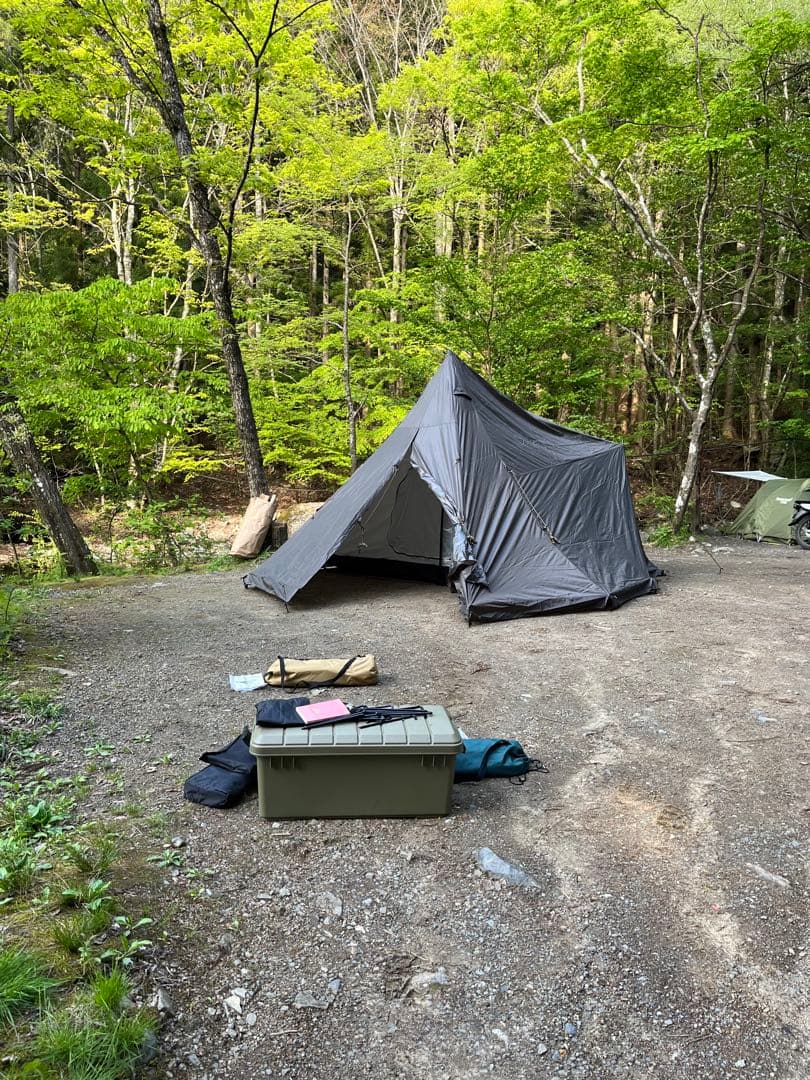 ワークマン　耐久撥水ピラミッドシェルター 3人用テント