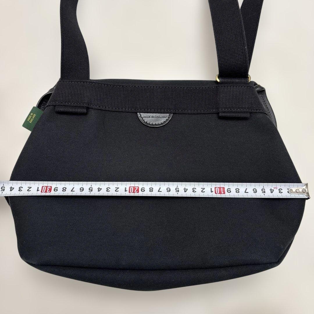 Brady ブレイディ ショルダーバッグ かぶせ ブラック