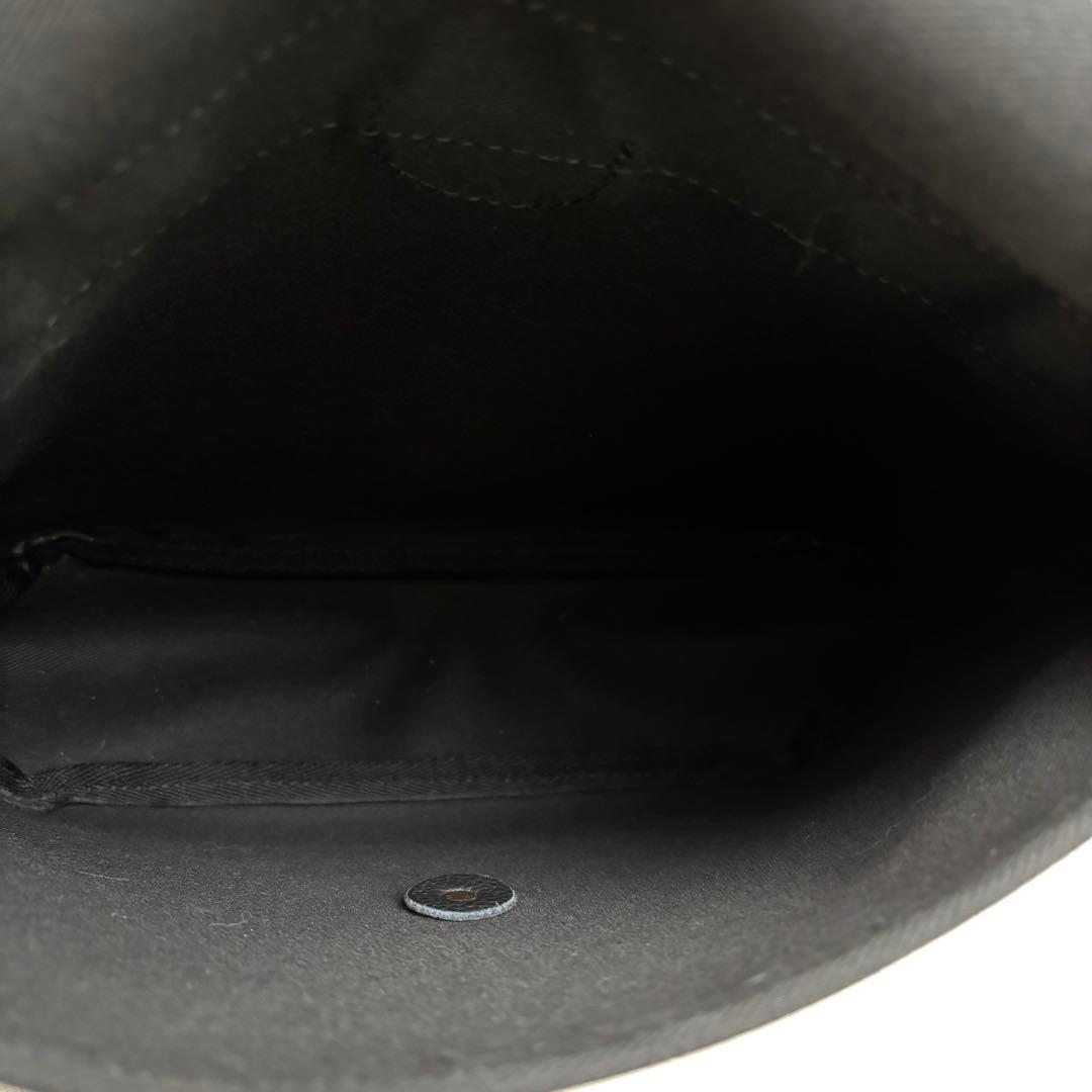 Brady ブレイディ ショルダーバッグ かぶせ ブラック