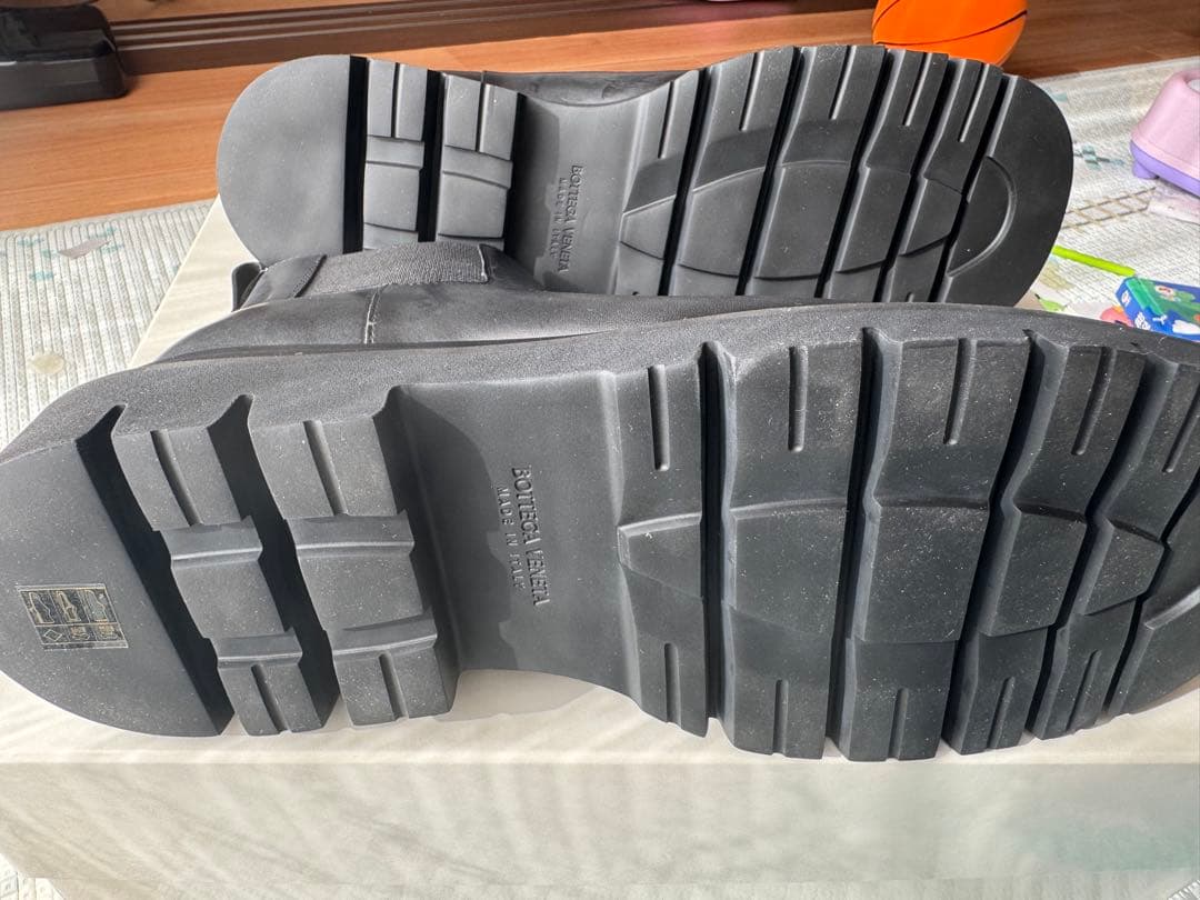 ブラックレザー サイドゴアブーツ