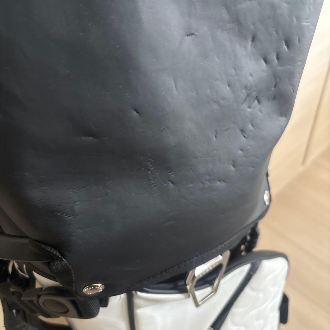 Gforeベゼルコラボ⭐︎キャディバッグ ホワイト/ブラック　スカル柄