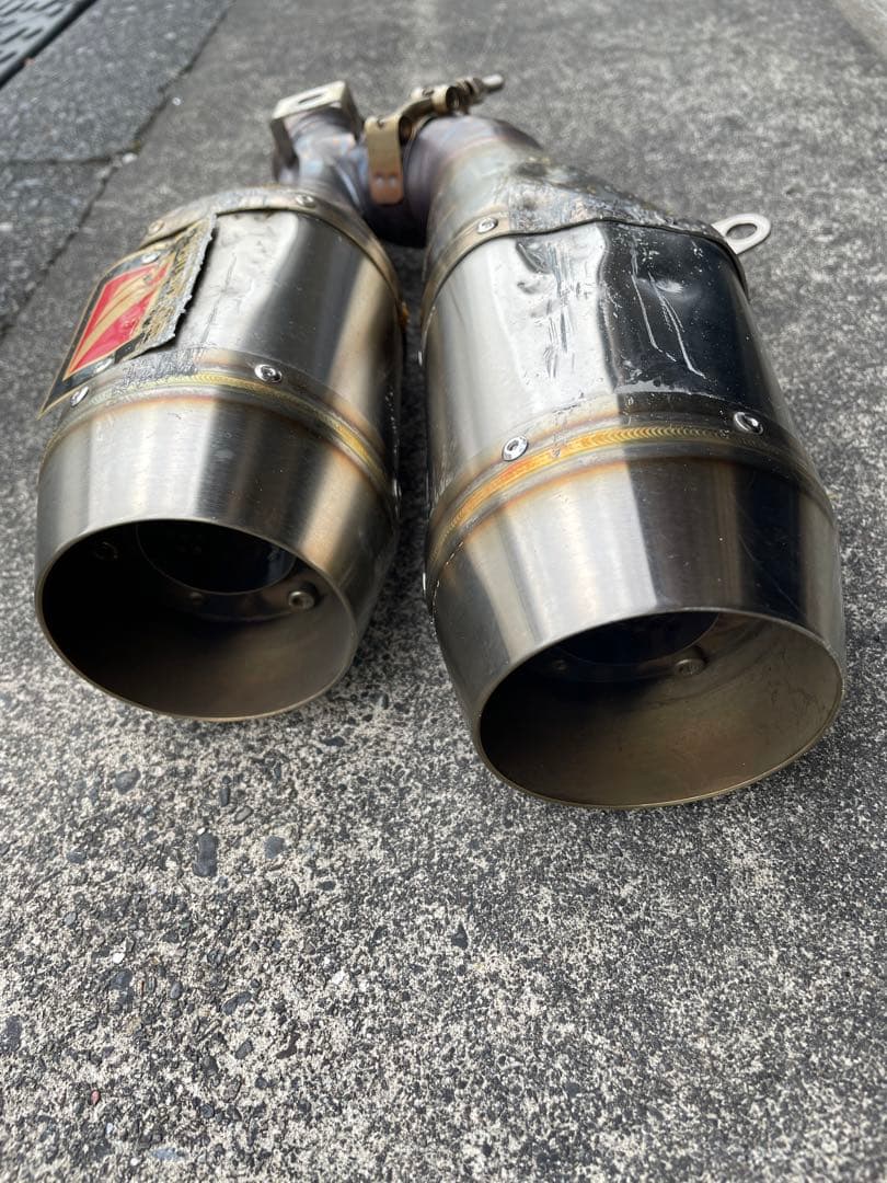 値下げ　トライアンフ　ロケット3r マフラー