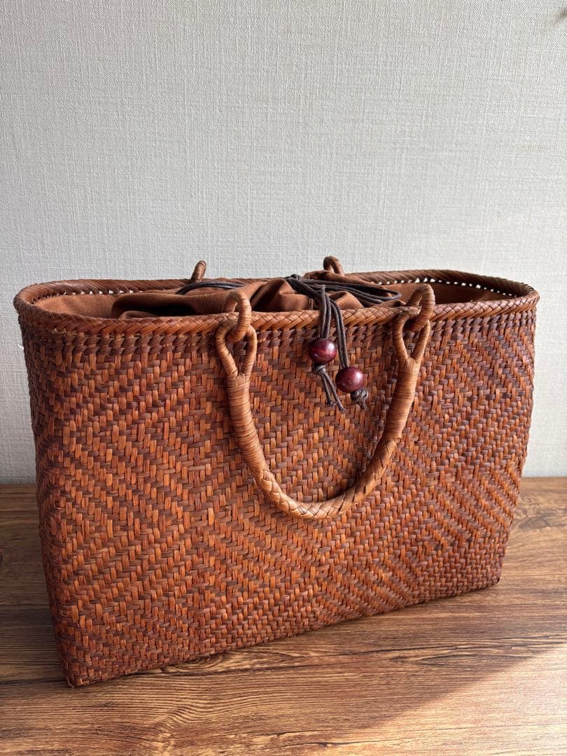 国産山葡萄蔓　かごバッグ　網代編み