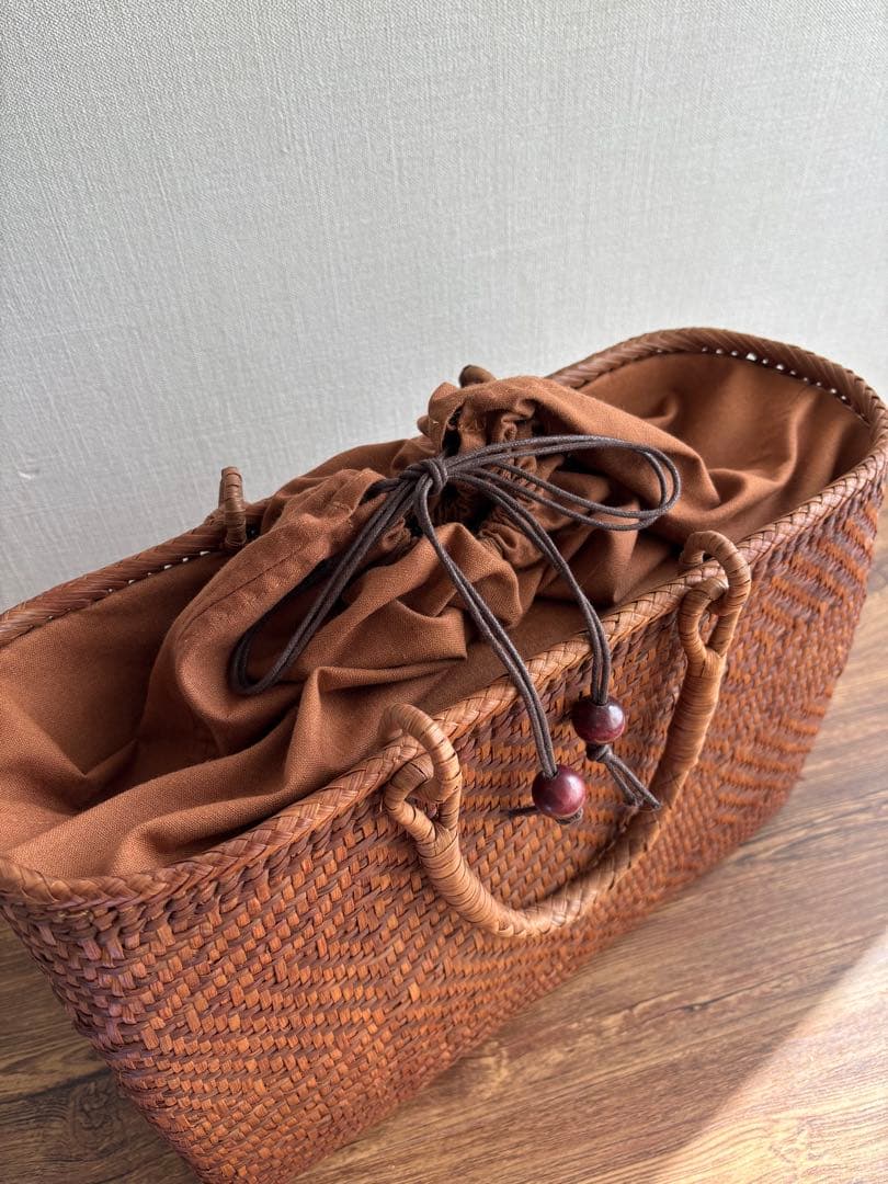 国産山葡萄蔓　かごバッグ　網代編み