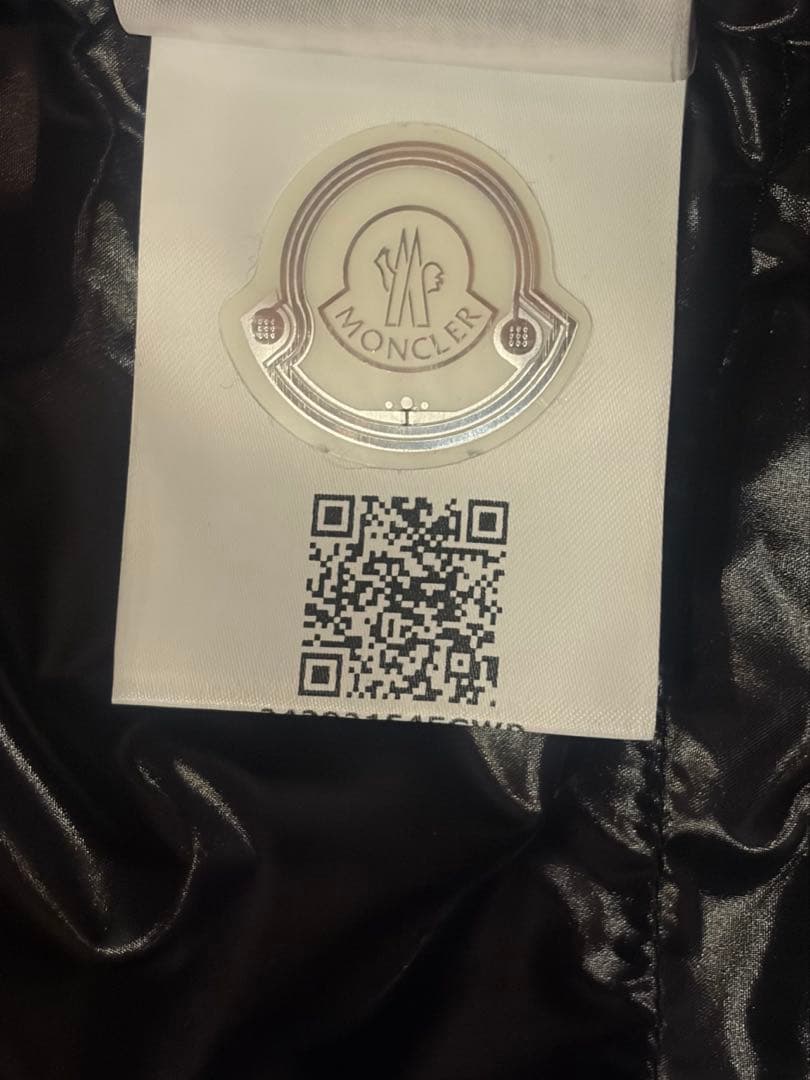 [美品］モンクレールダウンベスト6号