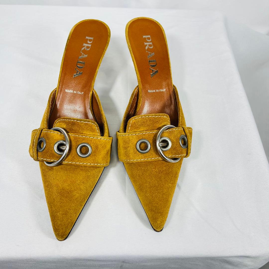 Prada プラダ　イエロー スエード ミュール スエードミュール
