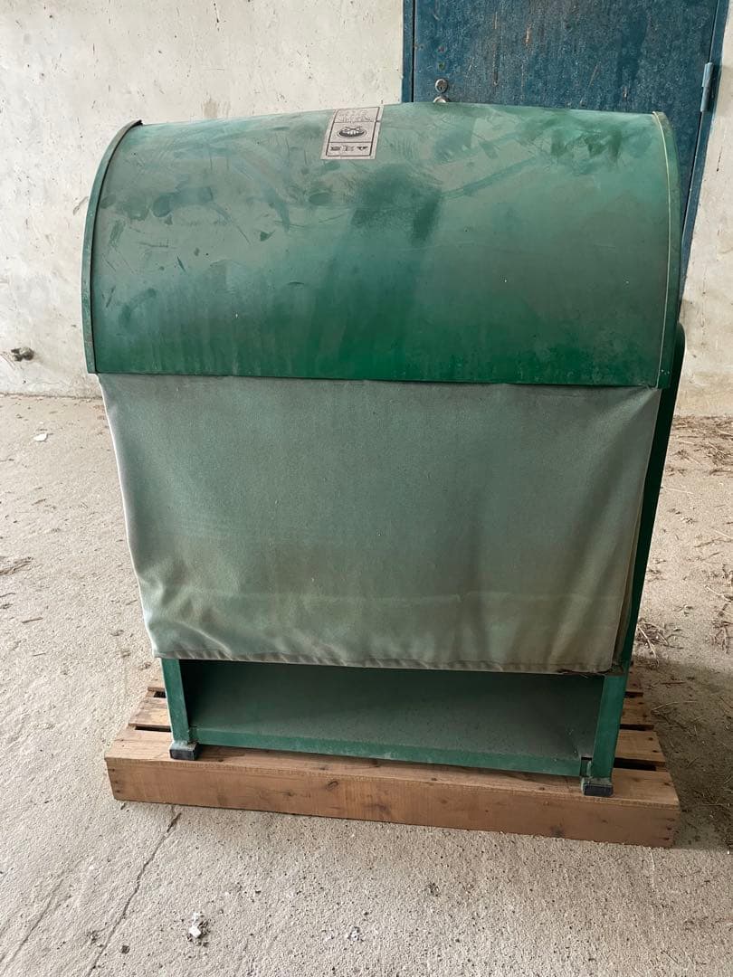 足踏脱穀機 (ホロ付き)＊動作問題なし