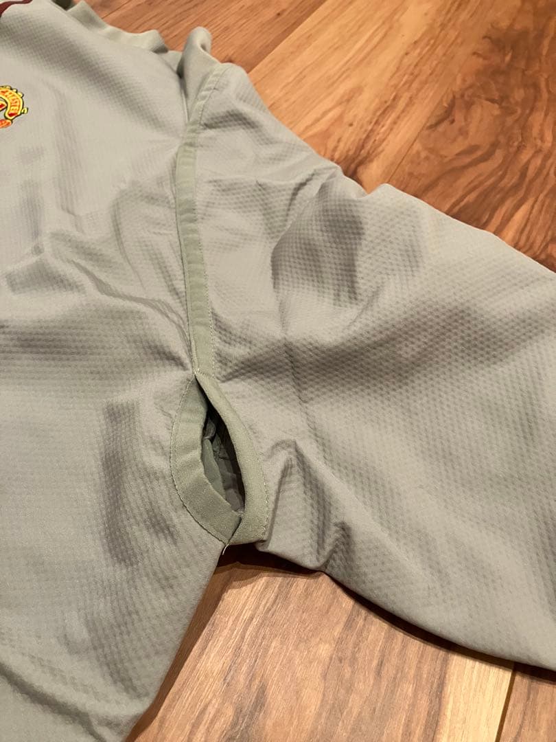 マンチェスターユナイテッドNike トレーニングトップ 00s古着　ピステ