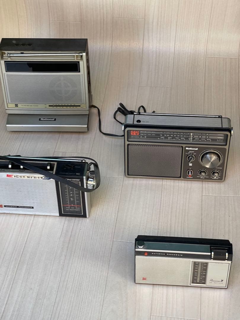 は*ん様 Nationalビンテージラジオ4台(ジャンク品)