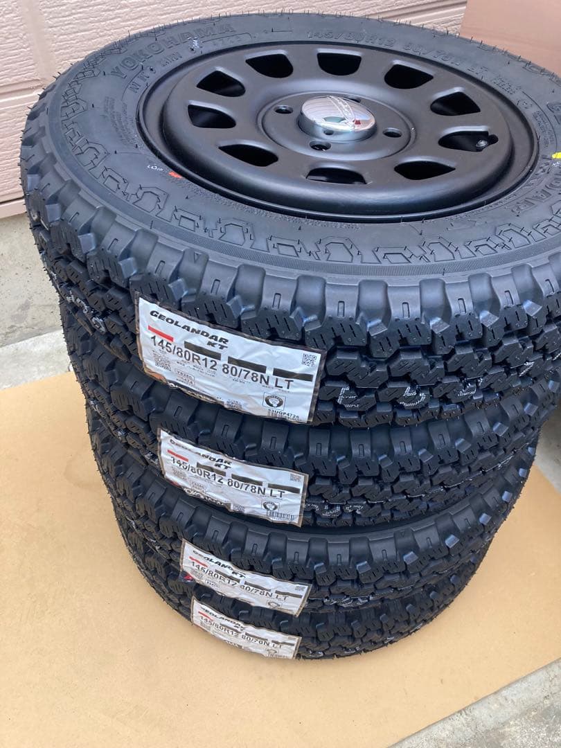 あーさん専用145/80r12 送料込み ゴツゴツタイヤ デイトナホイール