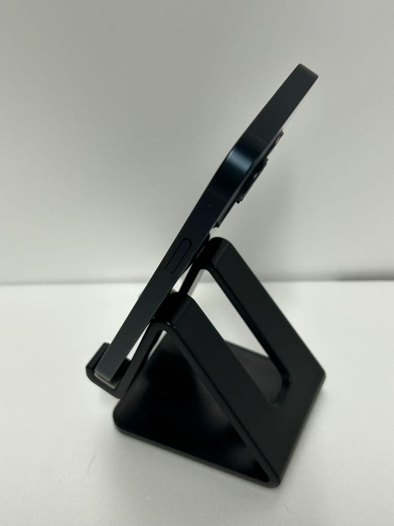 No.12 iPhone13mini 128GB ミッドナイト