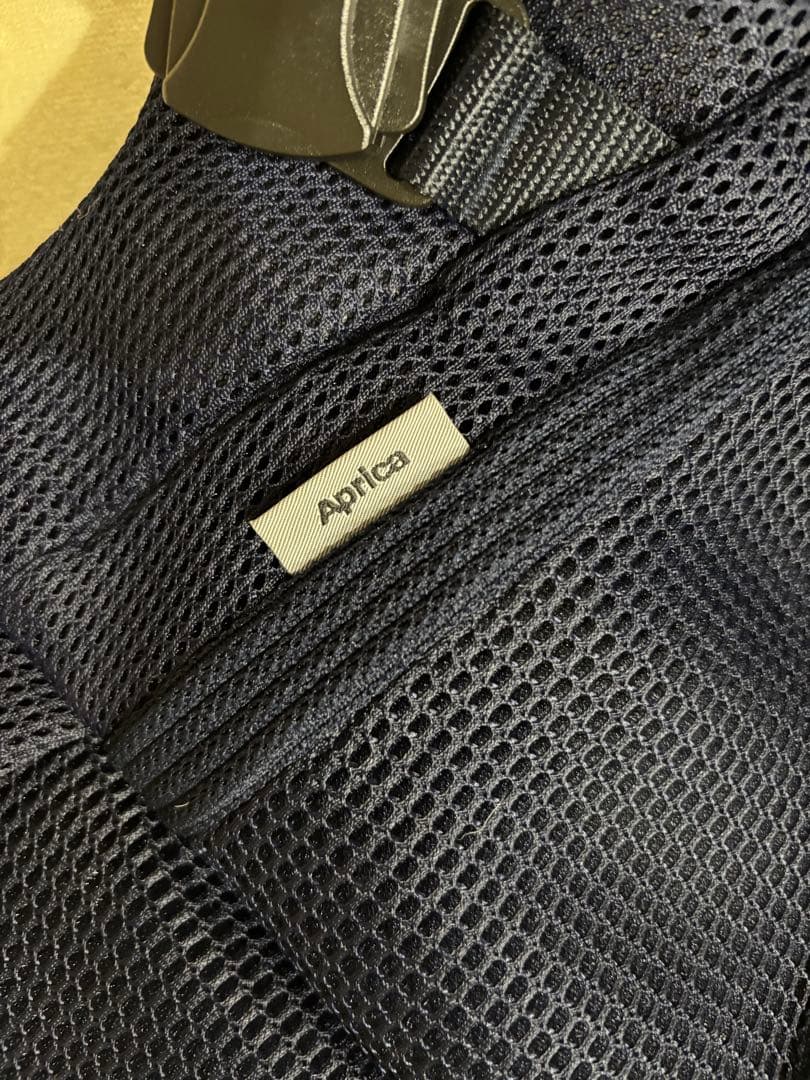 aprica ラクリス　抱っこ紐　ネイビー