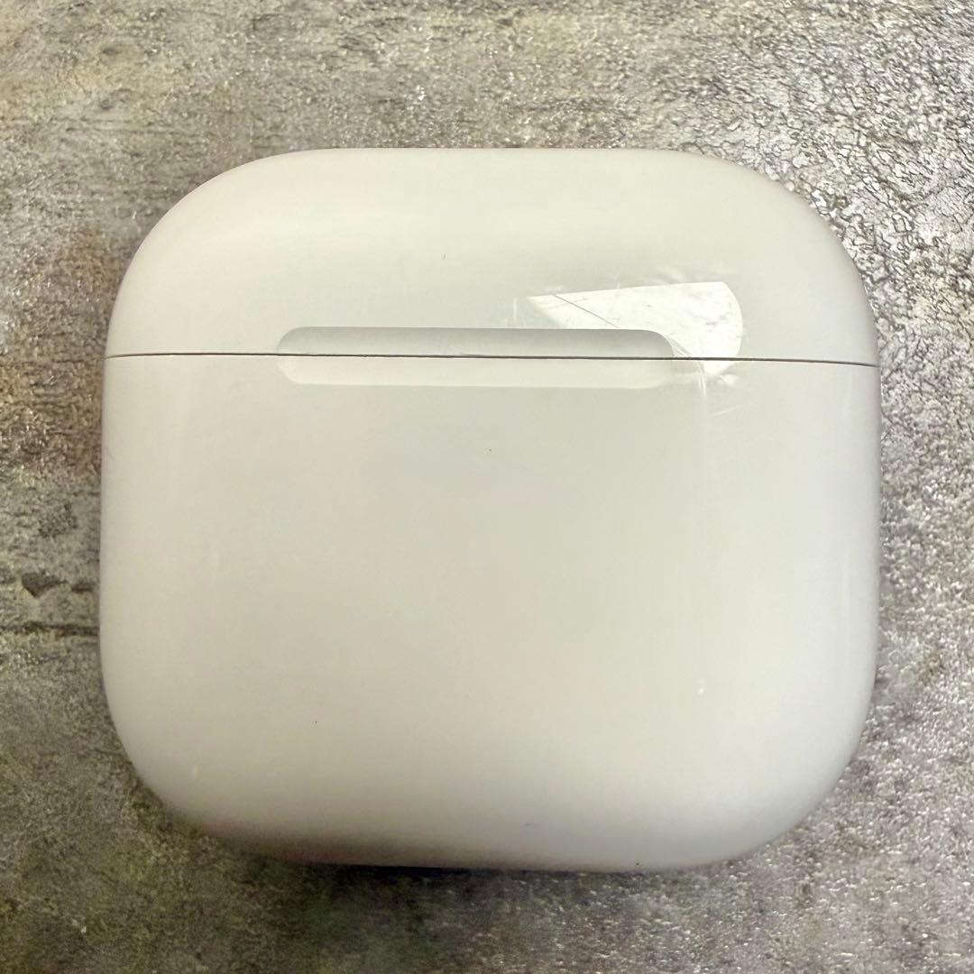 Apple AirPods 4 アクティブノイズ キャンセリング搭載(ANC)