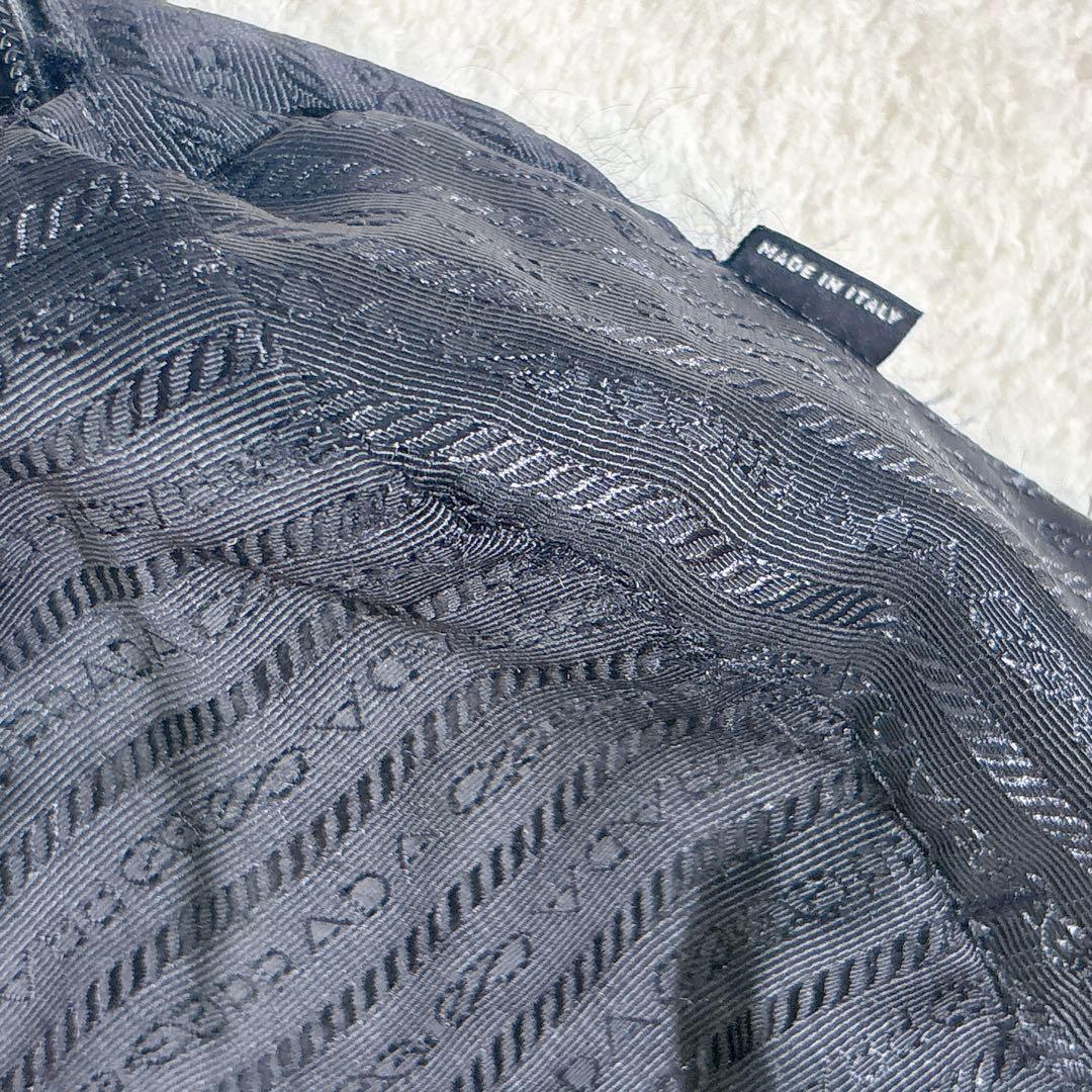 PRADA ショルダーバッグ　黒　ナイロン　1BC421 ギャランティカード付