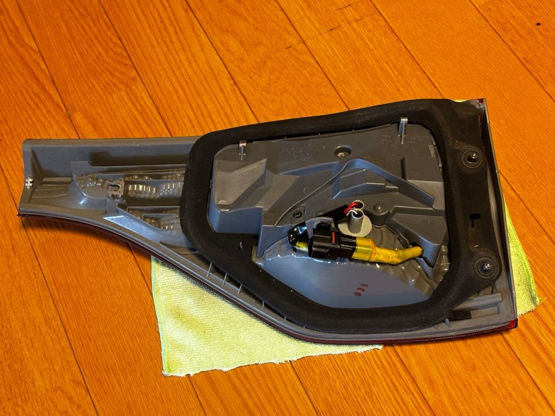 送料込み❗️エスティマ 50系 中期 純正テールランプ セット