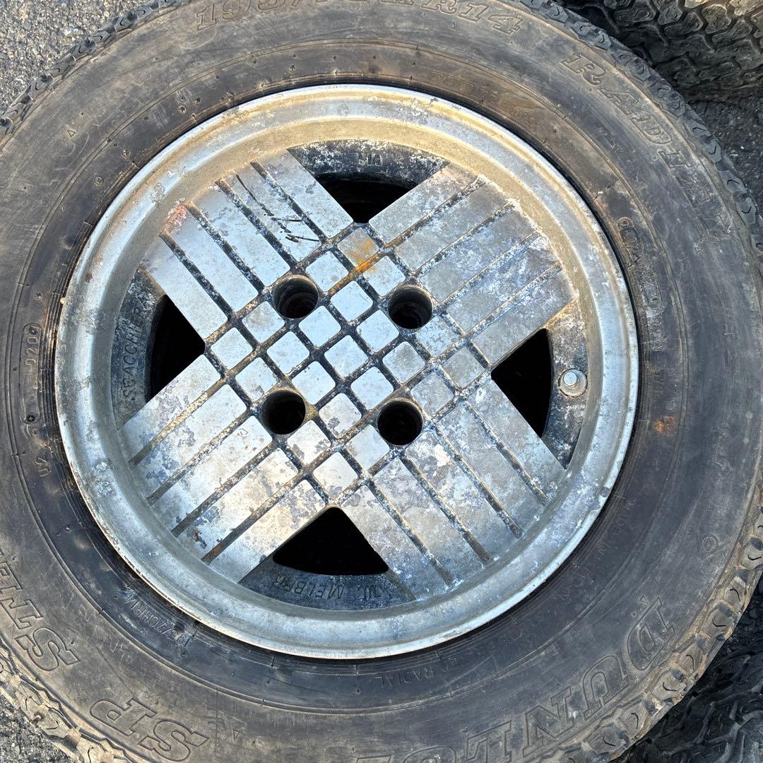 専用ジウジアーロ 14インチ 114.3 2本SCACCHIERAMELBER