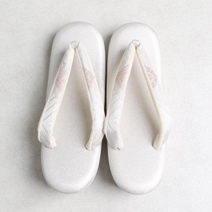 【新品】沙織謹製 草履バッグセット 草履23cm 古典柄 帯地 　03018