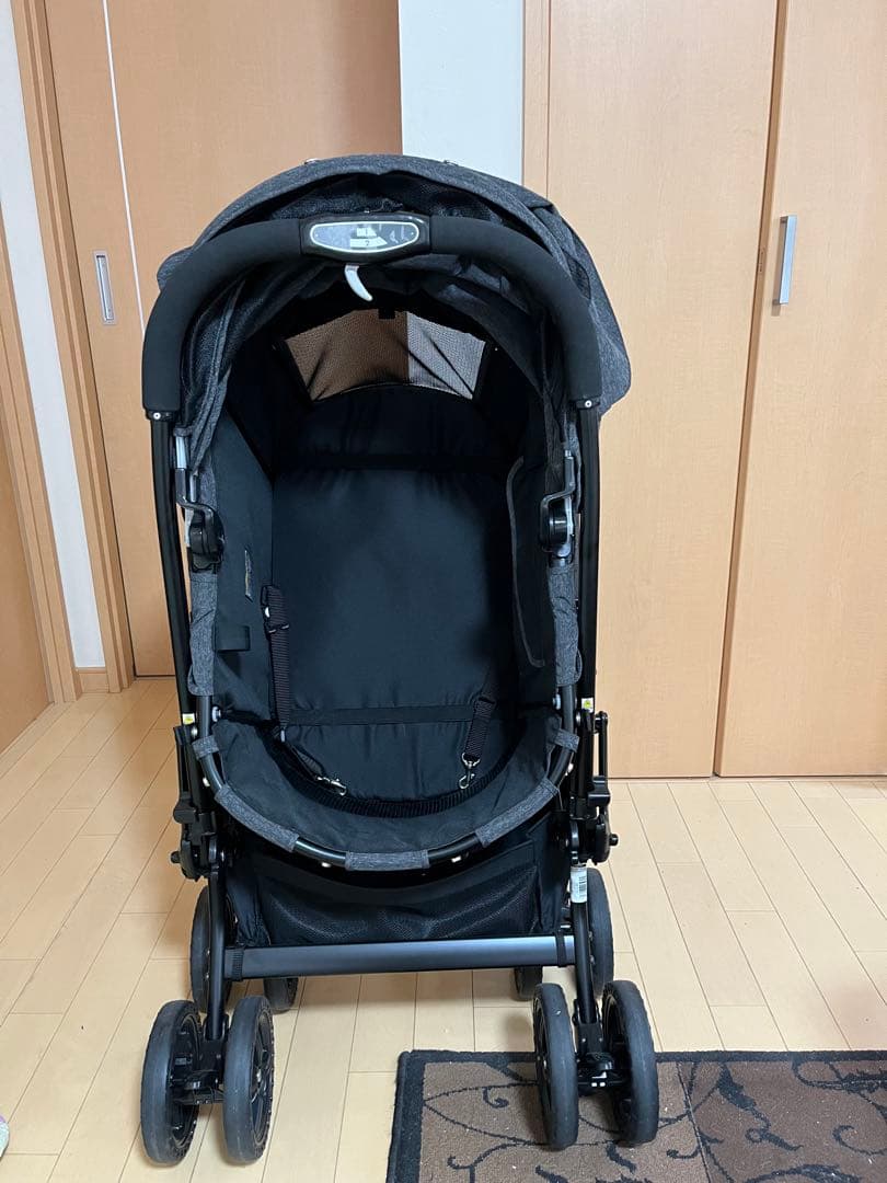 コムペット　ミリクランα グレー ペットカート 折りたたみ式 メッシュ窓付き