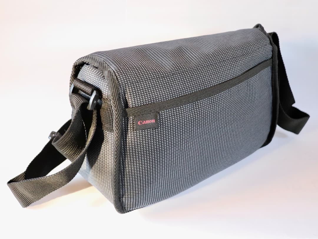 Canon NEW EOS Kiss ズームレンズセット　フィルムカメラ