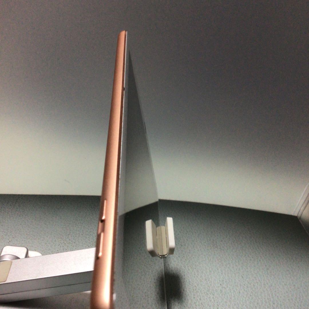 iPad第6世代128G wifi Gold 93%美品