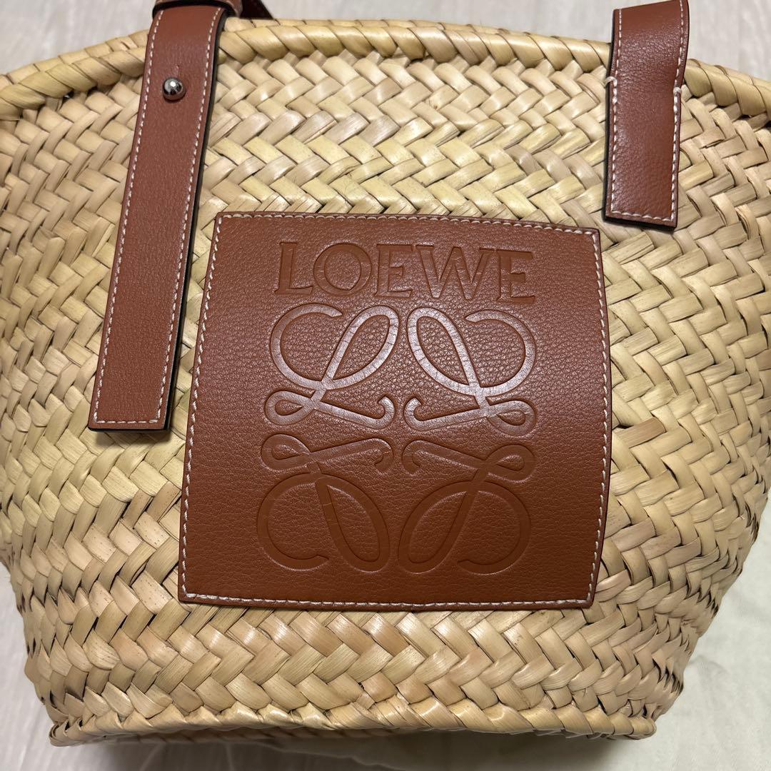 美品LOEWE ロエベ かごバック アナグラム ミディアムサイズ