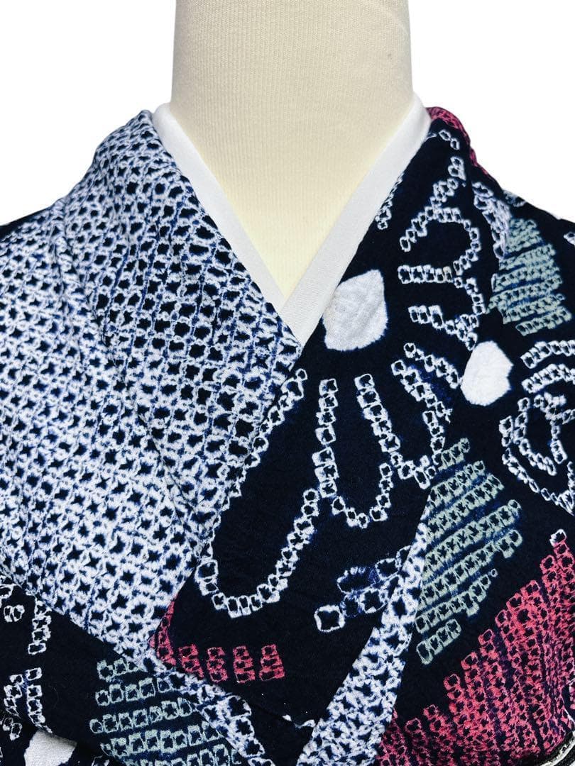 A28 有松鳴海絞り 高級浴衣 花模様　紺青