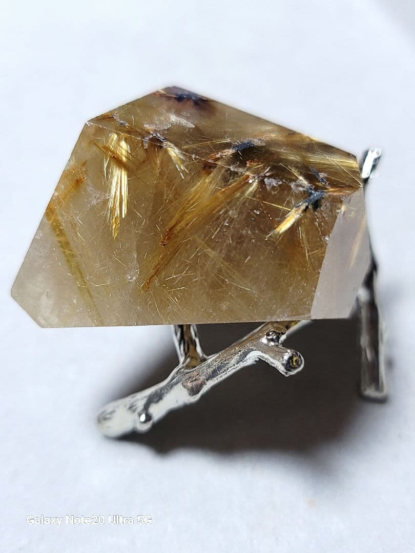 天然石　ルチルクォーツ原石