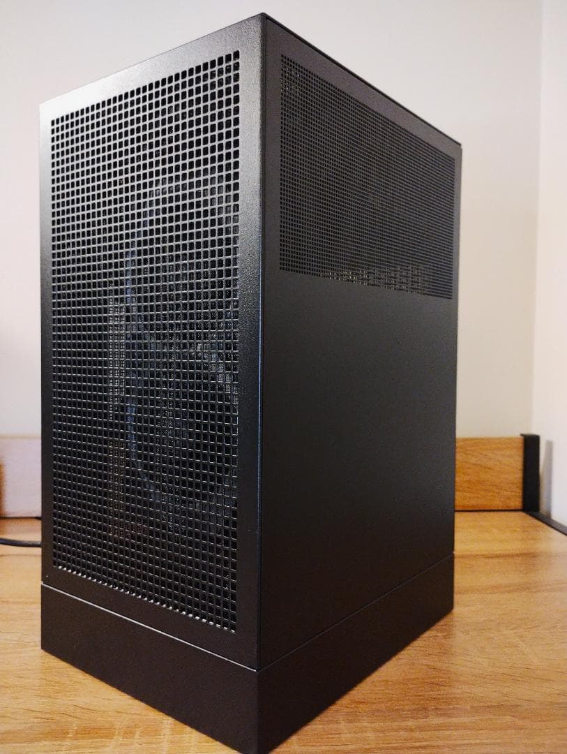 ゲーミングPC/Core i7 10700/RTX2080/メモリ16G/水冷
